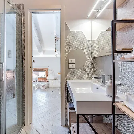 Addicted To Paradise Bed & Breakfast Trieste