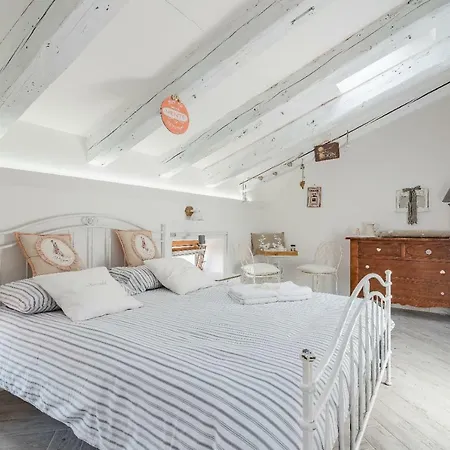 Bed and breakfast Addicted To Paradise 4*