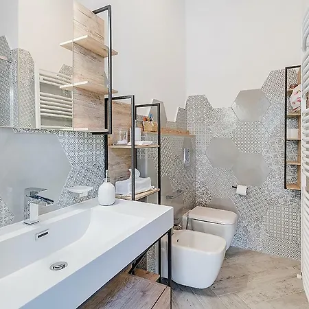 Addicted To Paradise 4*